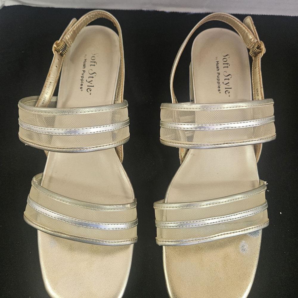 Hush Puppies Women's Metallic Sandals